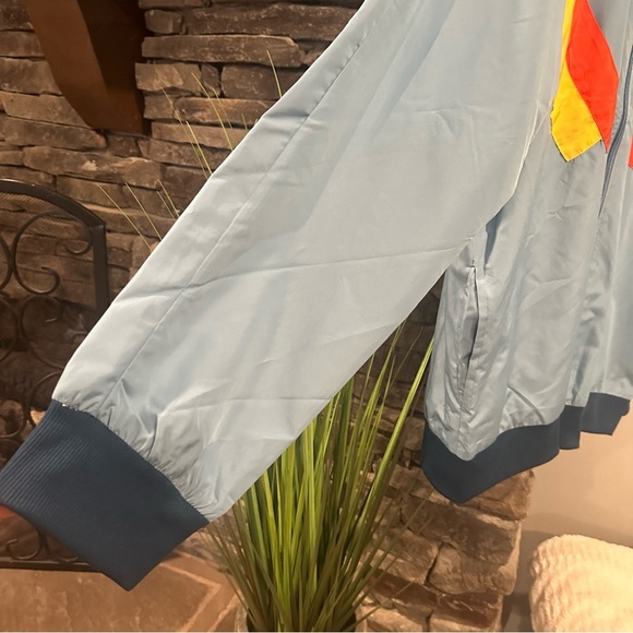 Disney Parks NWT Mickey Mouse Windbreaker Jacket NEW! Coat Adult Size XL - Picture 2 of 7